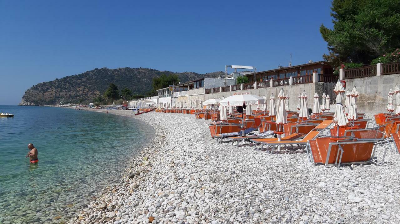 Camping Village Degli Ulivi マッティナータ エクステリア 写真