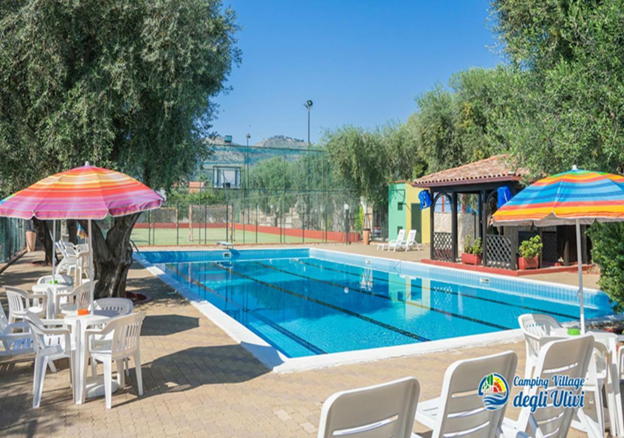 Camping Village Degli Ulivi マッティナータ エクステリア 写真