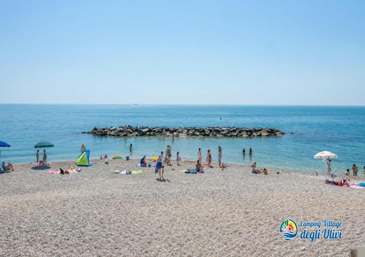 Camping Village Degli Ulivi マッティナータ エクステリア 写真